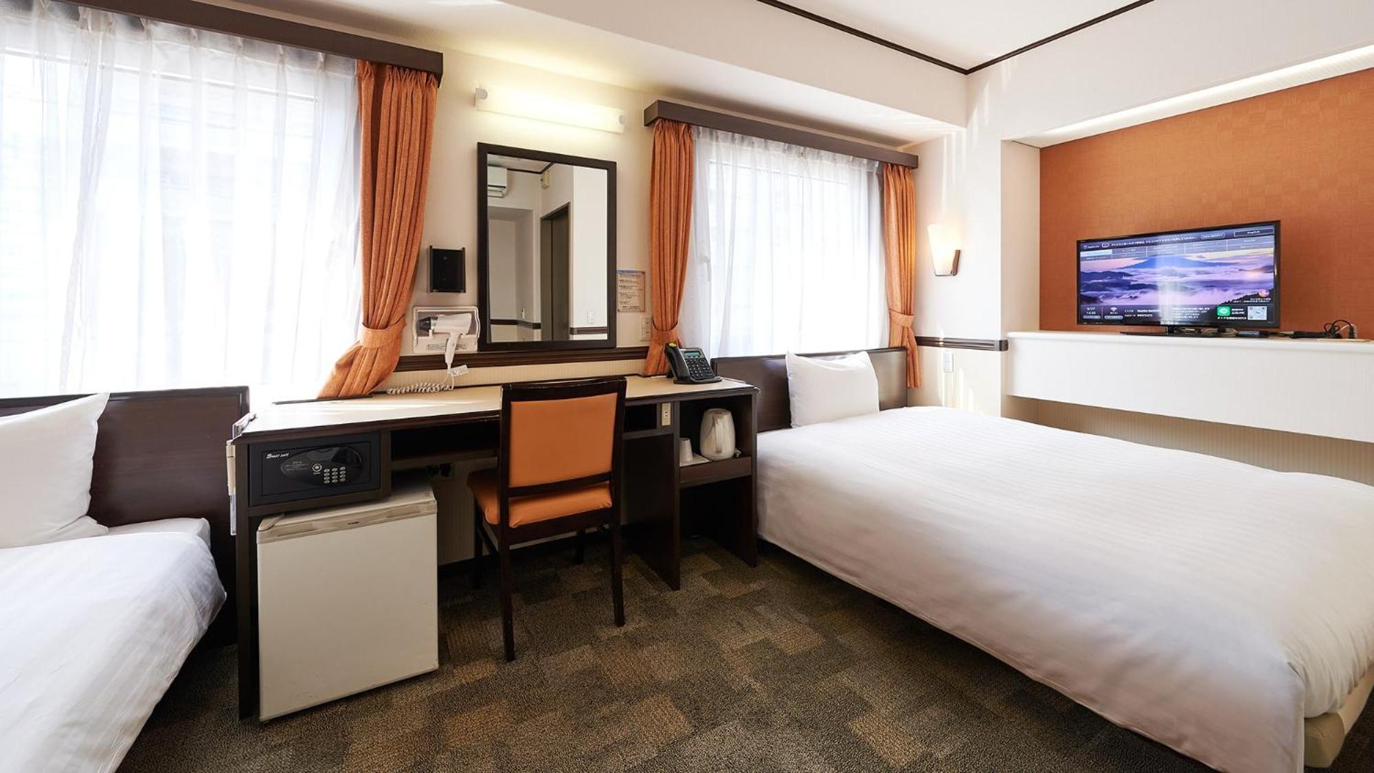 Toyoko Inn Kashiwa Eki Nishi Guchi Стая снимка